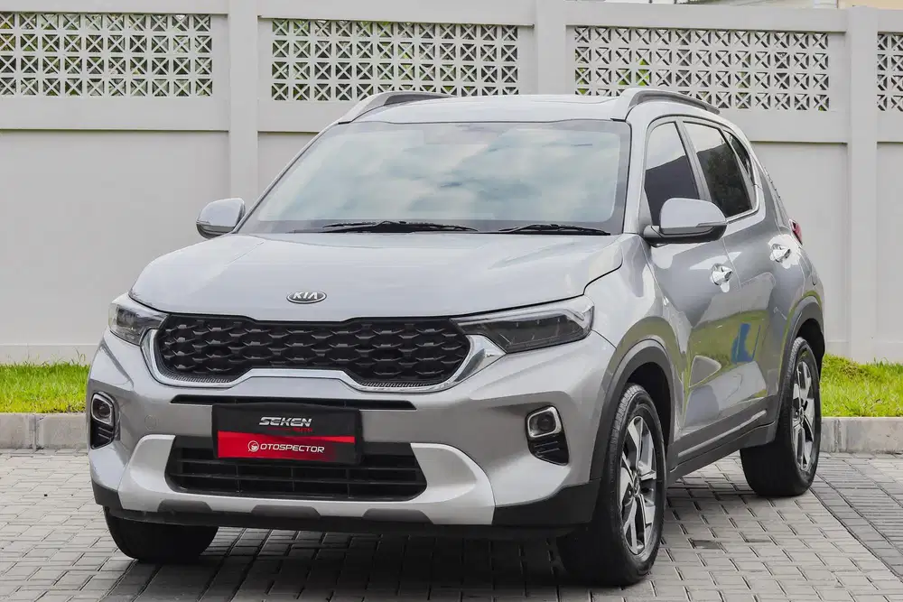 KIA SONET PREMIERE 1.5 AT 2021 km LOW