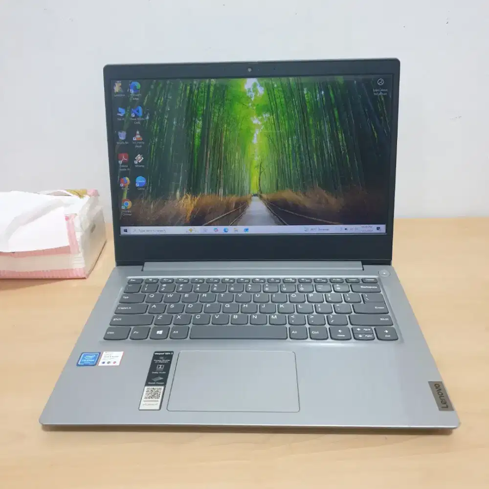 LENOVO IDEAPAD SLIM 3.