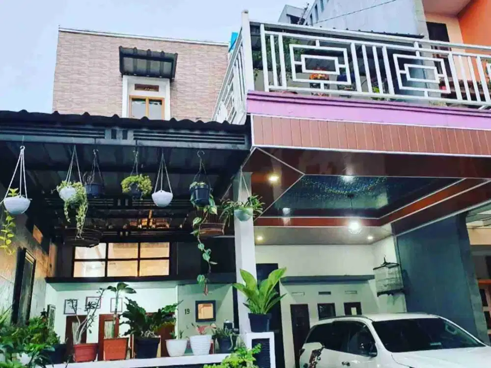 DIJUAL MURAH RUMAH MEWAH 2 LANTAI SEMI FURNISHED SAYAP KOPO BANDUNG