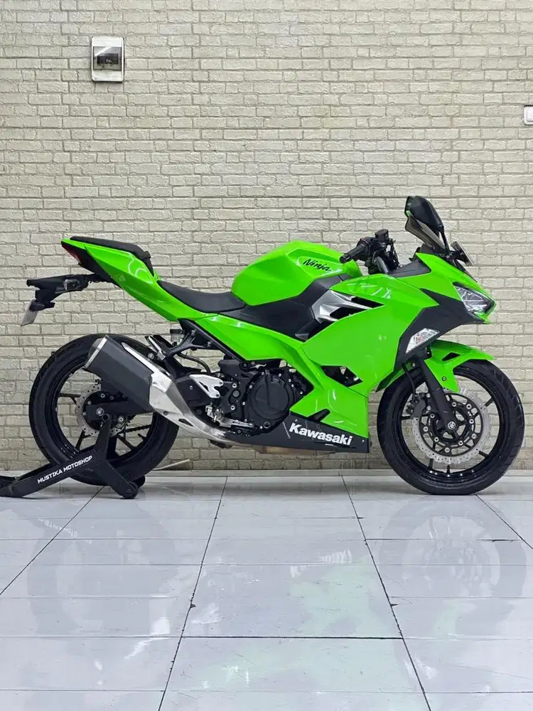 Kawasaki Ninja 250 FI 2018 Hijau Favorit - Zaky Mustika