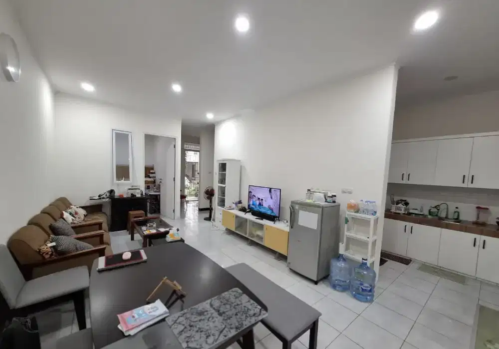 Djual rumah summervile
Tki V termurah bagus jarang ada