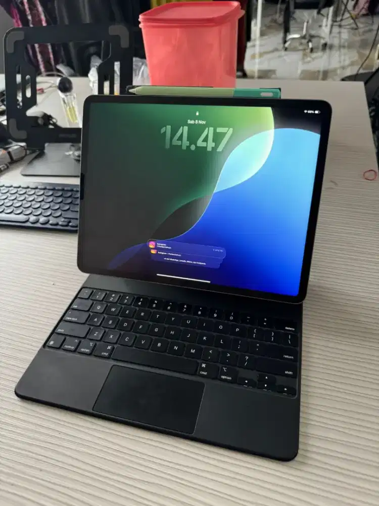 IPAD M2 12INCH + MAGIC KEYBOARD & APPLE PENCIL 128GB