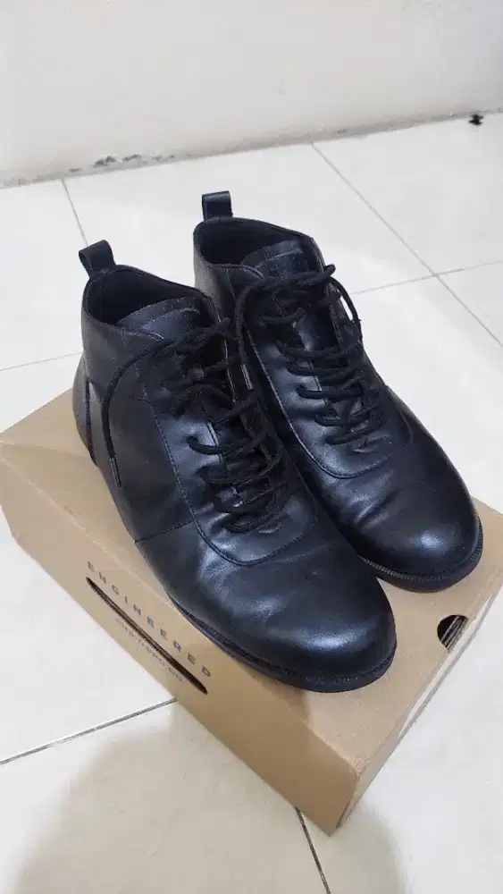 Sepatu BRODO Ukuran 43