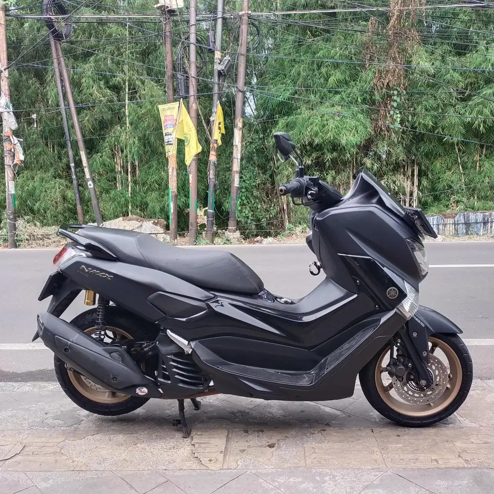 Yamaha Nmax OLD ABS 155 2019 Hitam mesin Aluss Lengkap Bagus