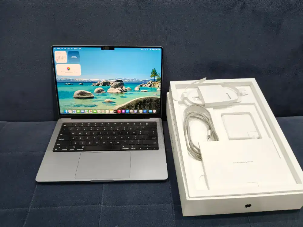 MacBook Pro 14 2021 MKGP3 Apple M1 Pro RAM 32GB SSD 4TB Garansi iBox