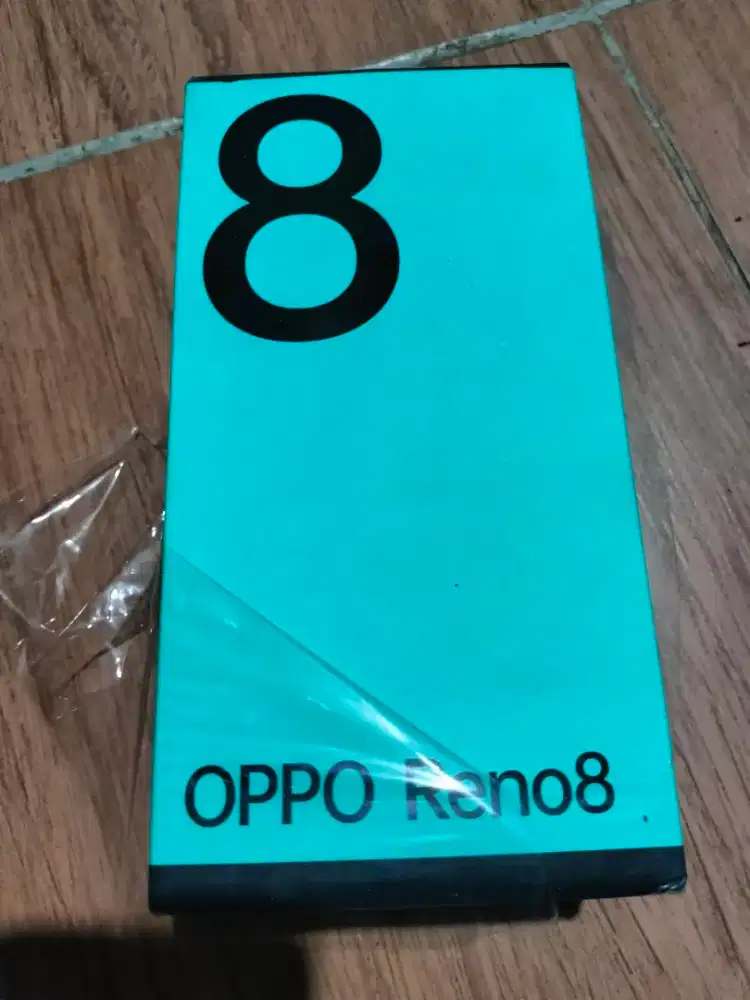 Oppo reno 8 4g/256 ram 8+8gb