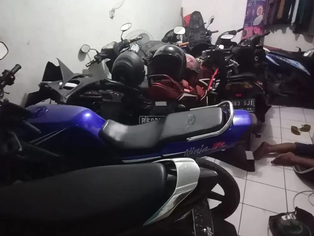 LOWONGAN KERJA POSTINGAN JUAL MOTOR STAY DI DEPOK