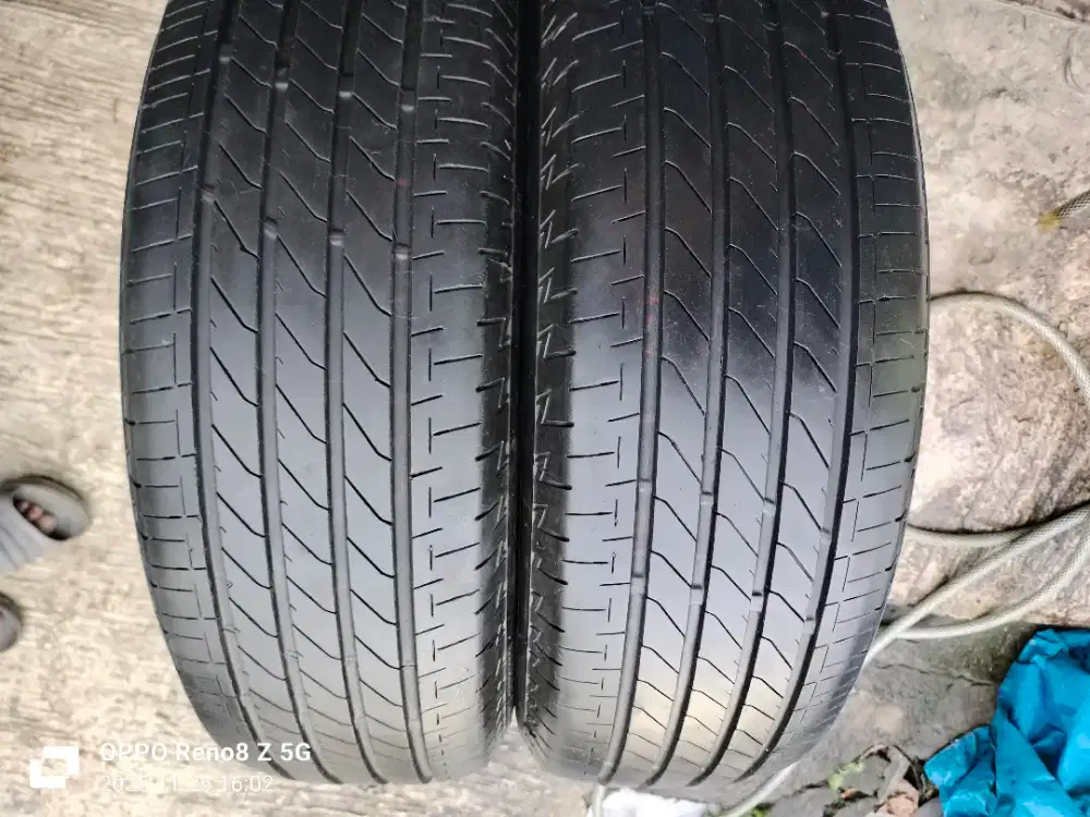 Jual ban copotan mrek Bridgestone turanza toosa ukuran 195 65 R15 2pcs