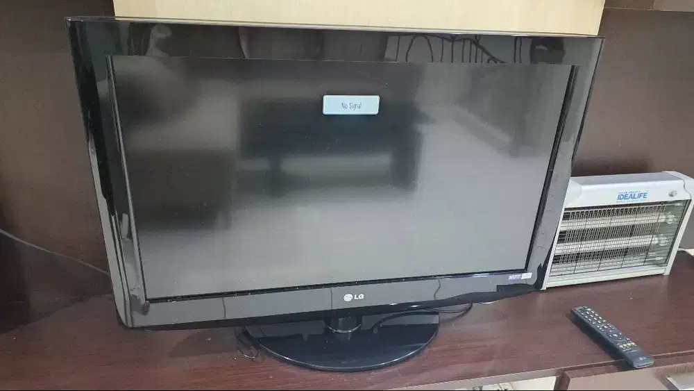 Di Jual TV LG LCD 32 Inch 32LH20R – Fisik Bagus, Fungsi Normal Semua