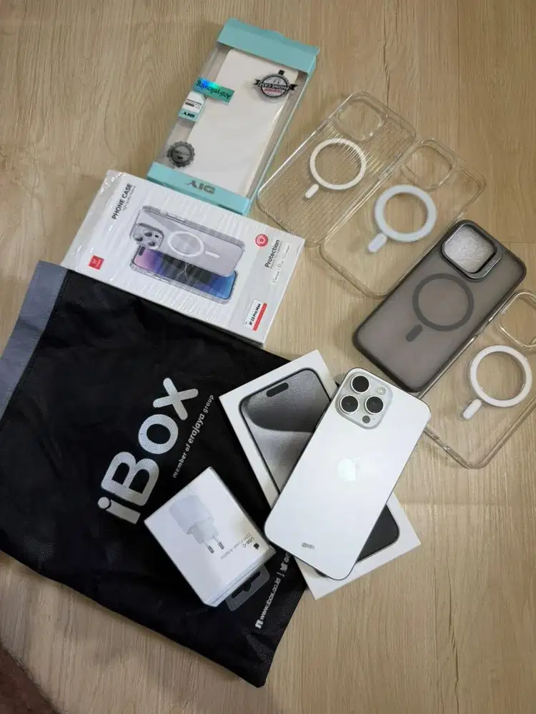 Iphone 15 promax 256gb white titanium