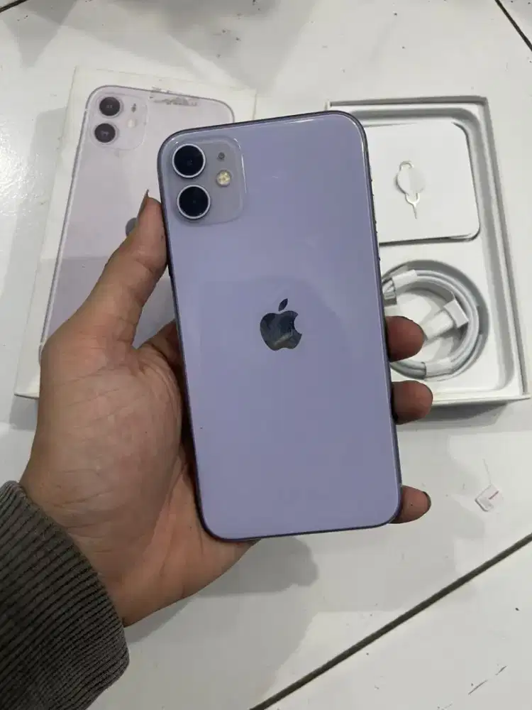 JUAL IPHONE 11 64GB TERMURAHH MULUSS NORMAL SEMUA SIAP PAKAI
