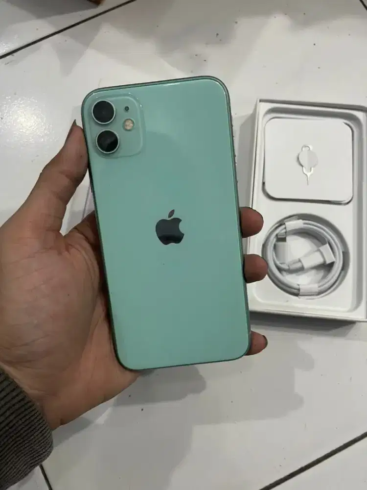MURAHH AJA IPHONE 11 64GB MULUSS NORMAL CUMA MINUS DIKITT SIAP PAKAII