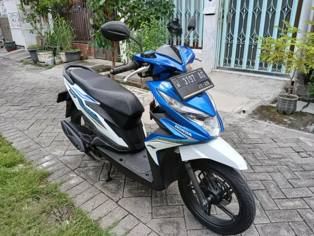 Honda beat iss 2016 km 42 rb kondisi sgt bagus samsat tandes