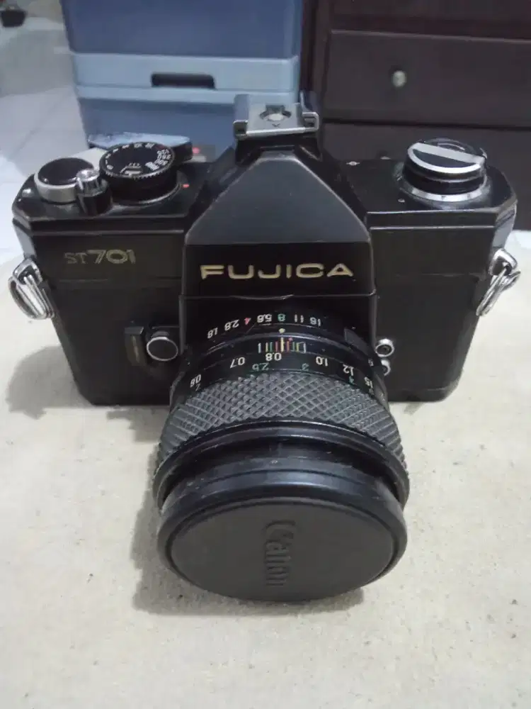 Kamera analog Fujica ST701
