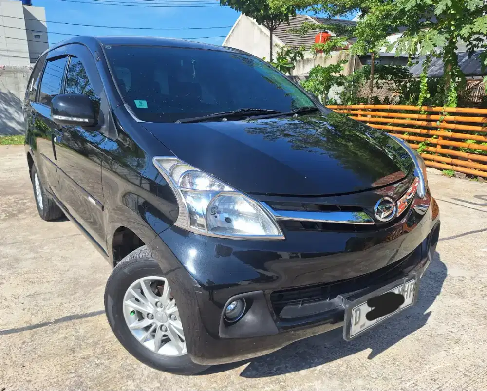 Xenia R at deluxe 2015