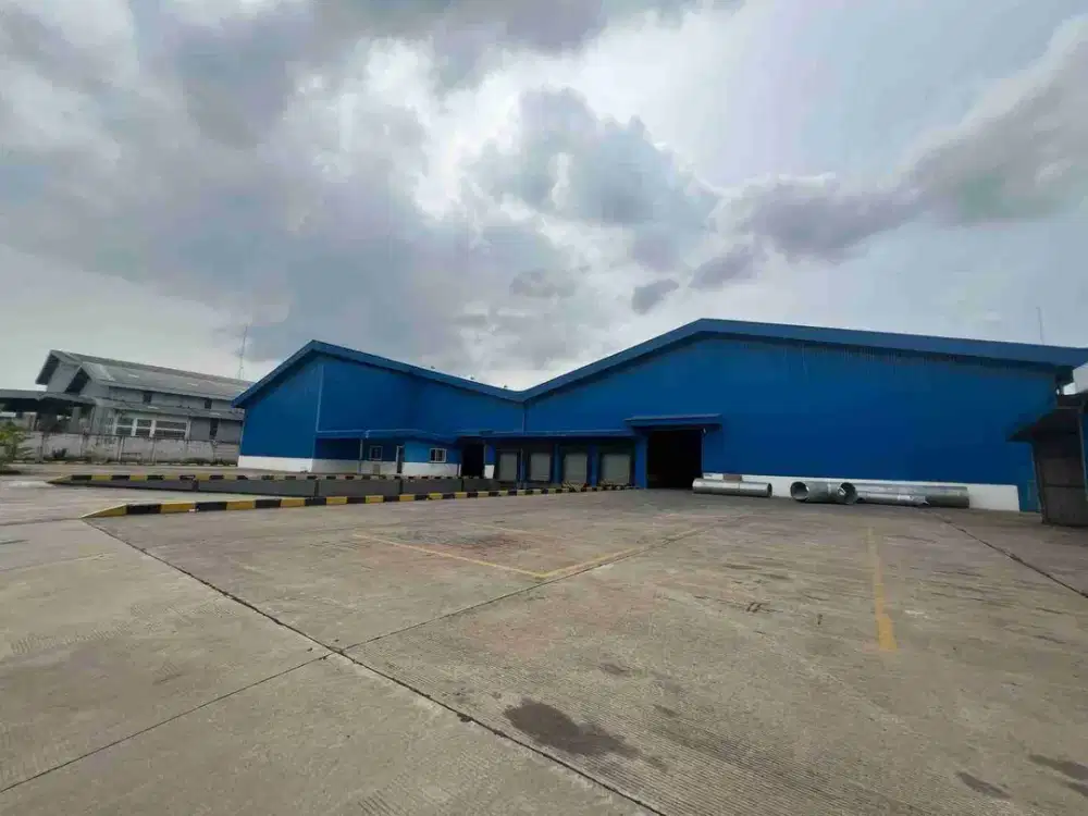 gudang dijual  9720 meter cikarang