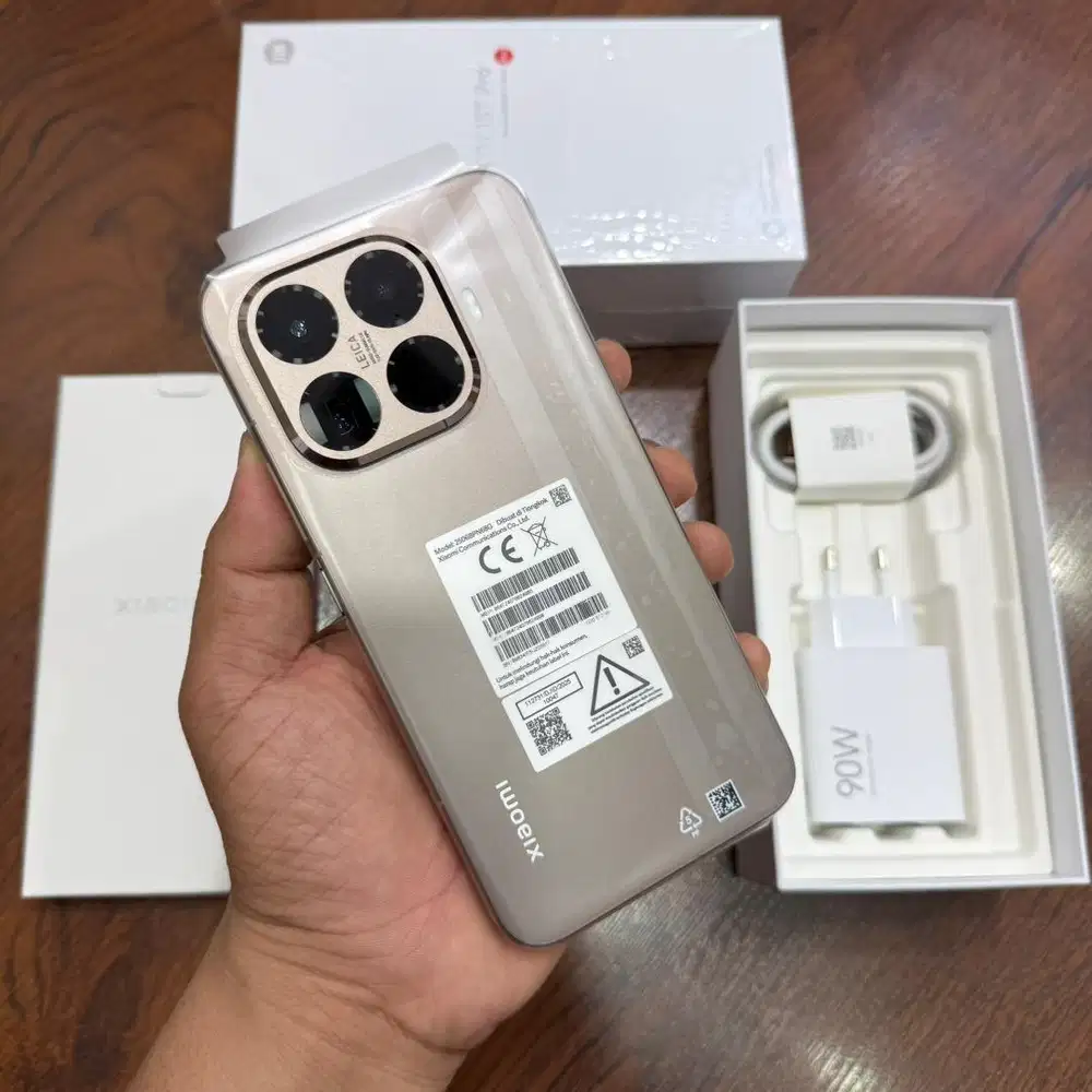 xiaomi 15t pro ram 12/512gb brownz like new