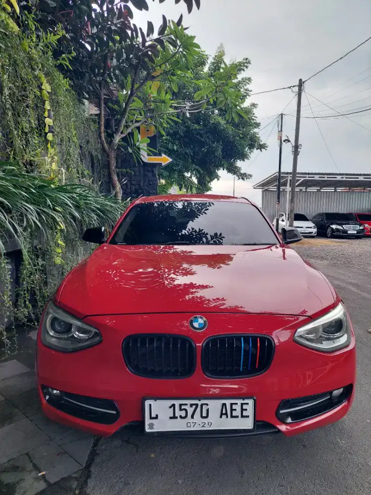 BMW 2012 type 116i barang langka istimewa sekali orisinil