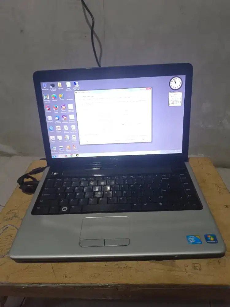 Laptop Dell Inspiron 1440 jadul