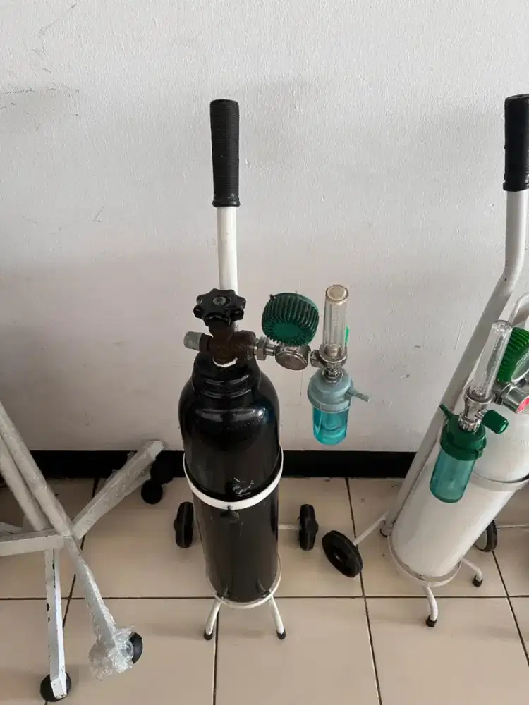 Tabung oksigen Mobille trolli