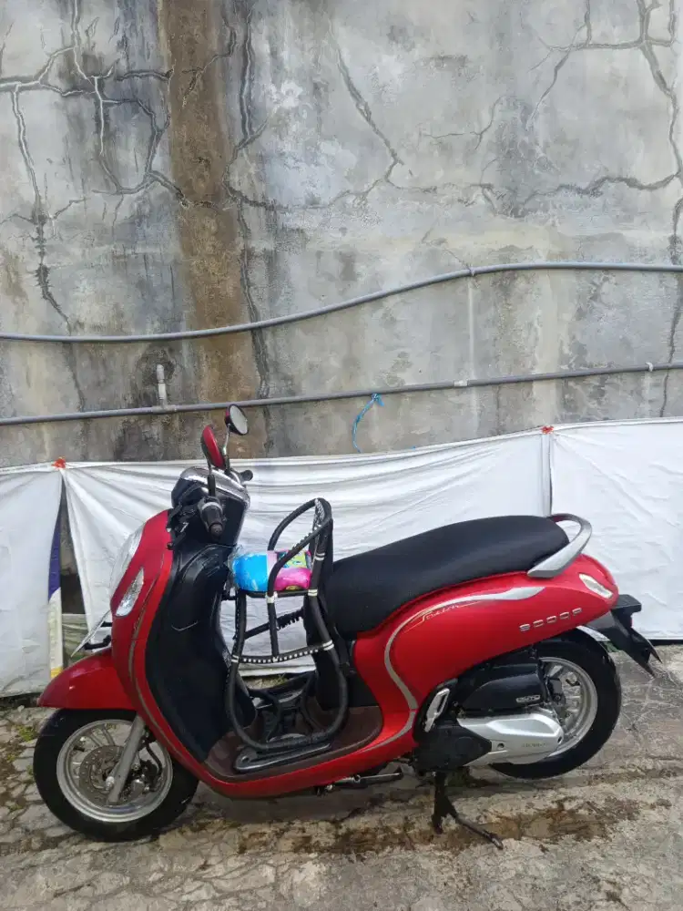 Scoopy merah 2022  remote