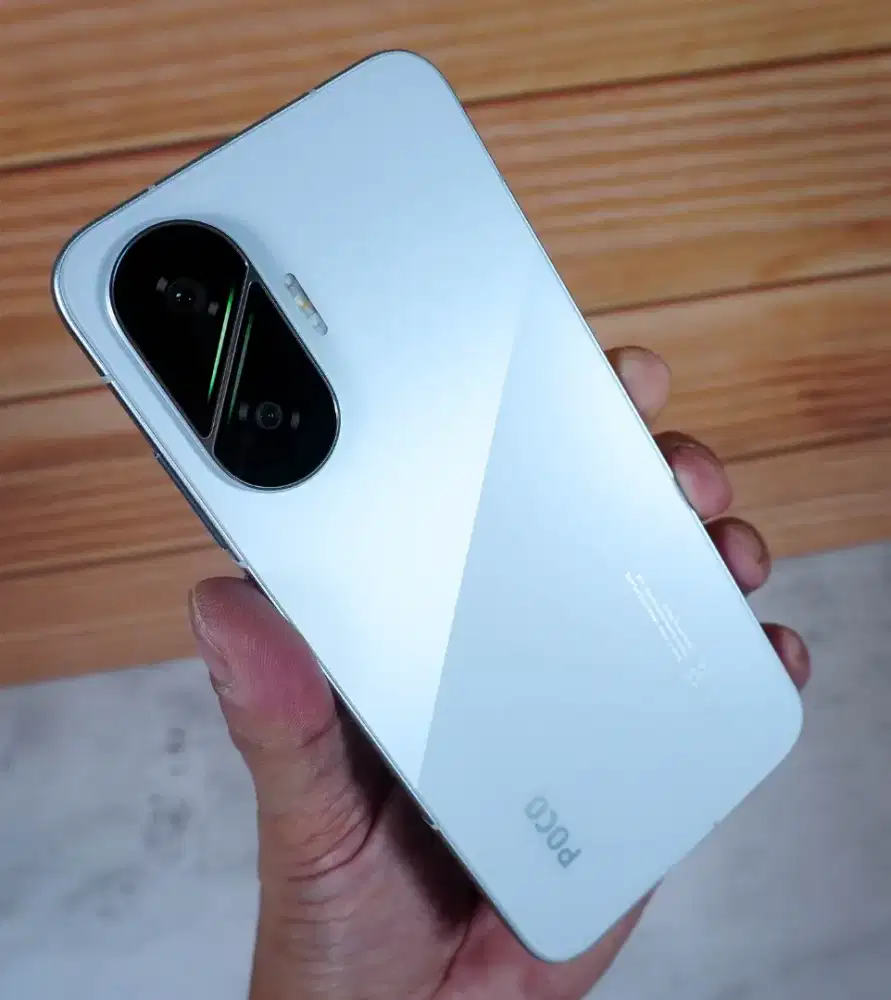 Poco F7 White Mulus