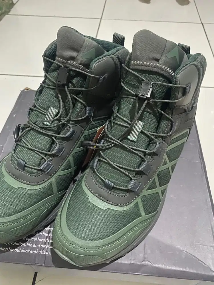 DIJUAL SEPATU MID MIND EIGER MASIH BARU