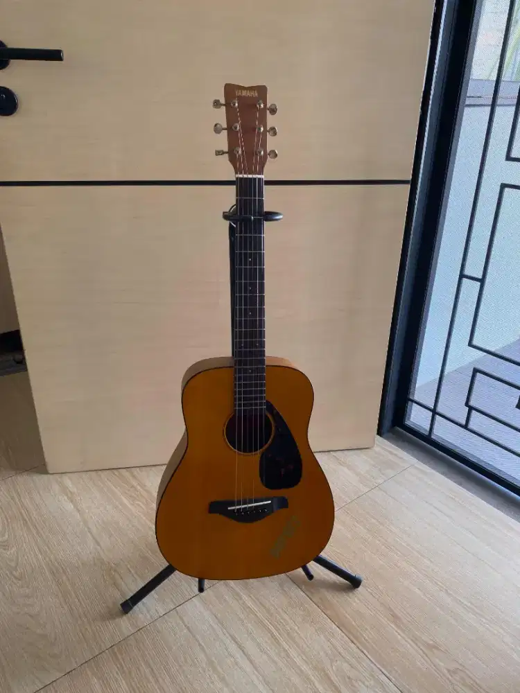 Yamaha FG Junior 1