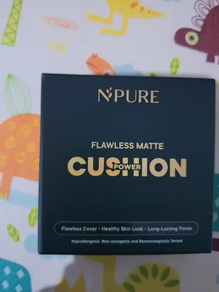 Cushion npure colour Banana