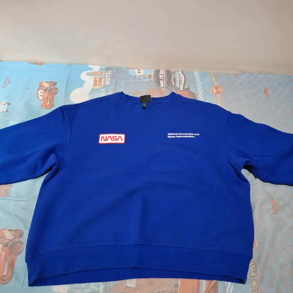 NASA Sweater H&M