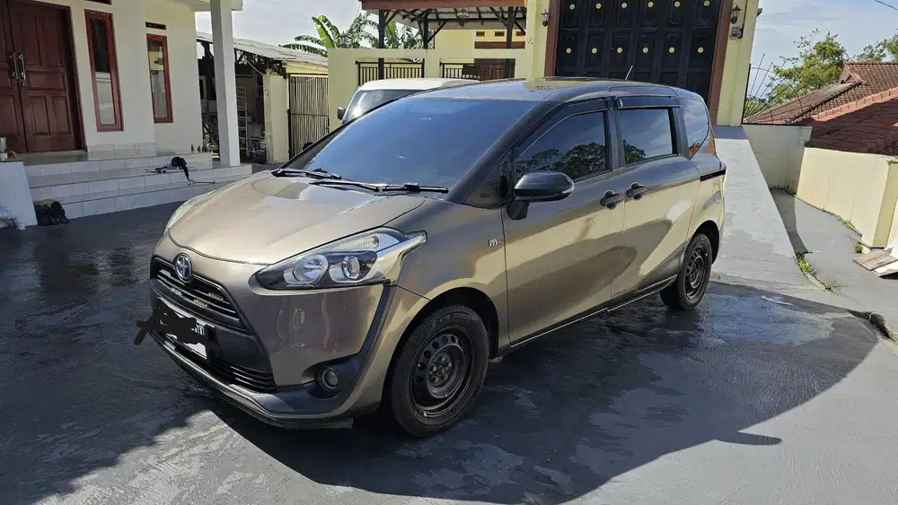 Toyota Sienta 2017 Bensin