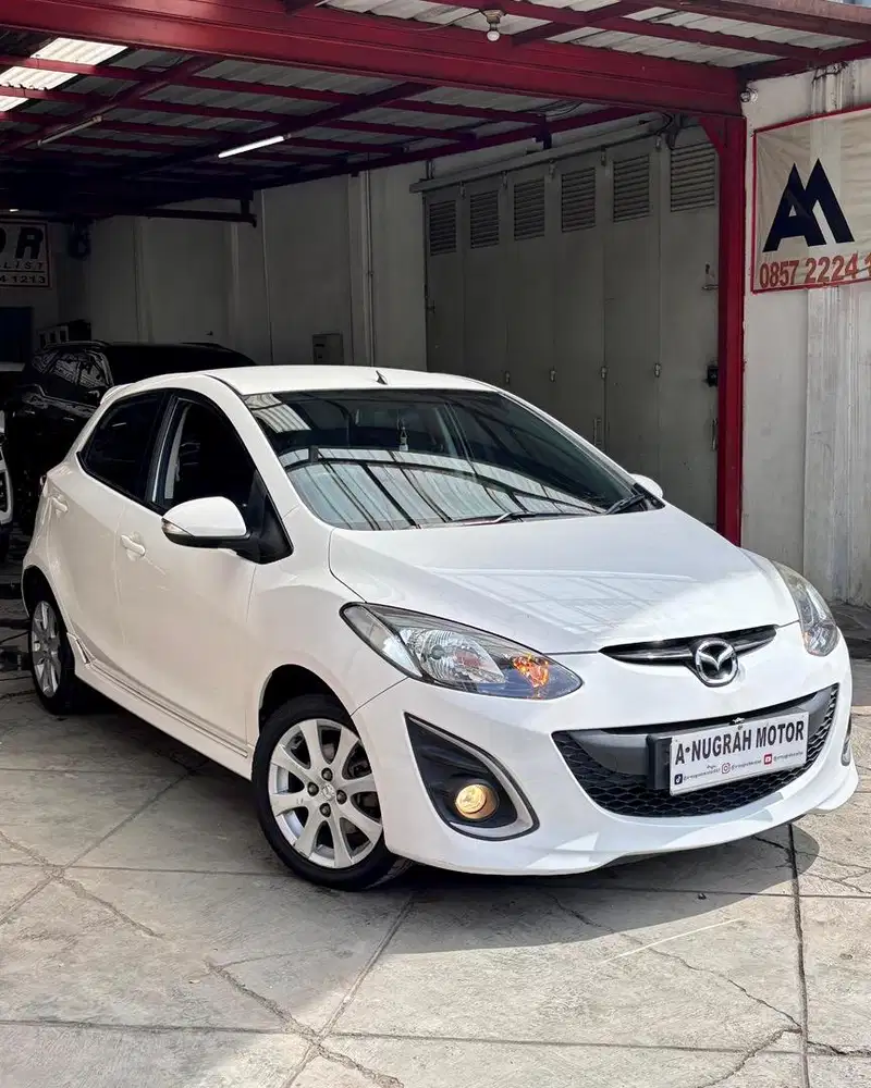 Low KILOMETER 60 RIBU !! Mazda 2 HATCHBACK MATIC 2013 || ANM