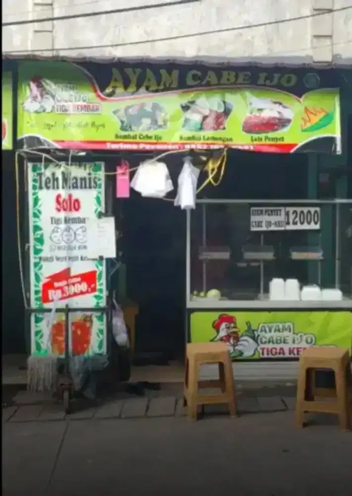 LOWONGAN WANITA UNTUK  KERJA WARUNG MAKAN AYAM CABE IJO JATI UWUNG