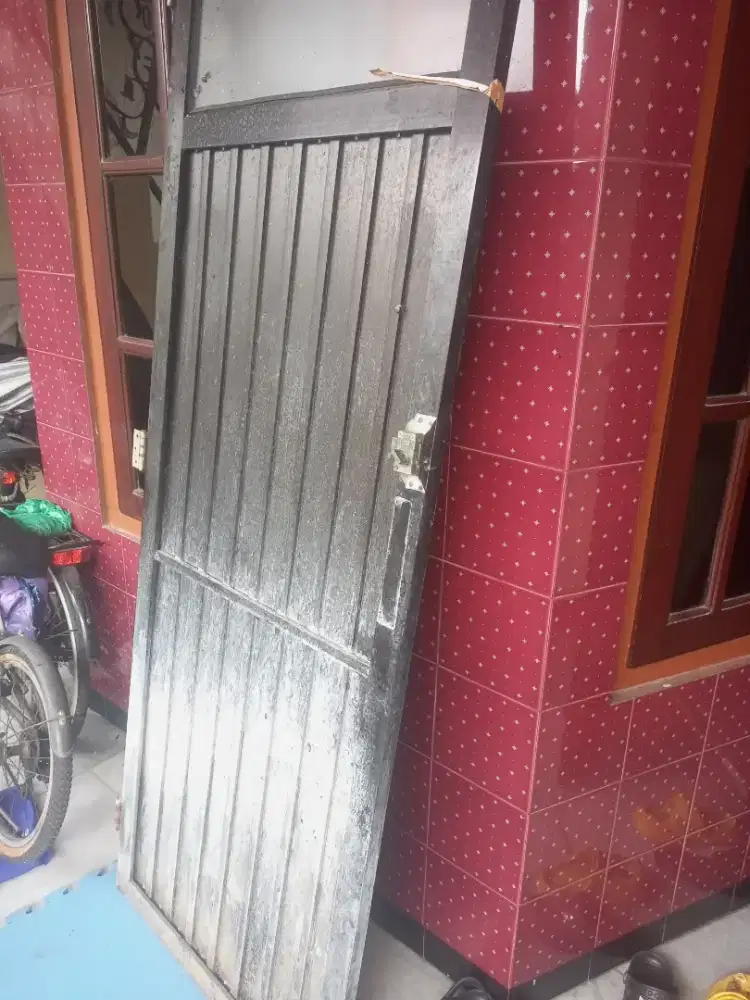 Pintu kamar mandi bahan aluminium daun pintu aja