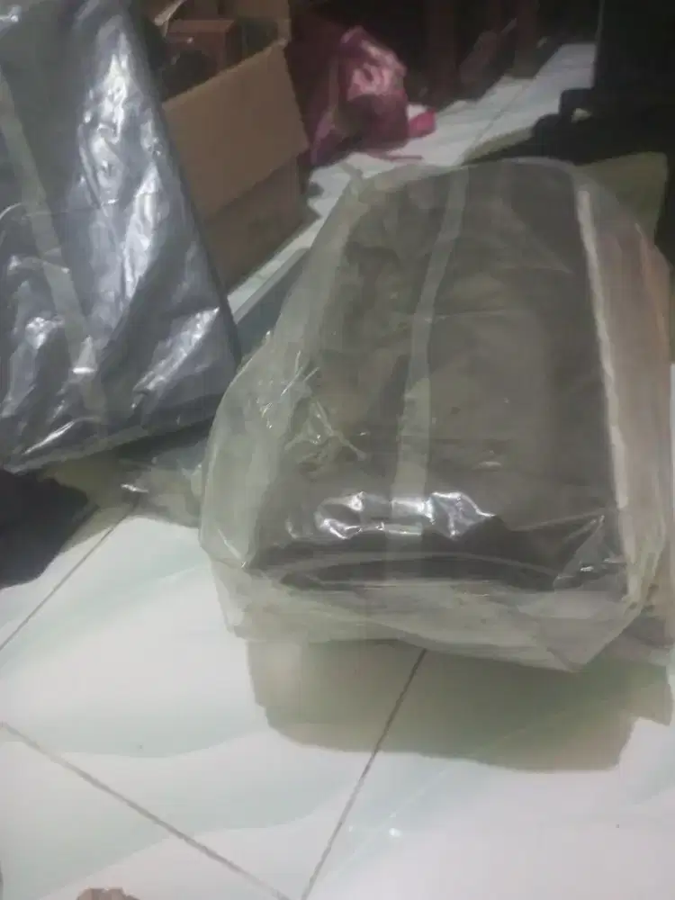 Borongan kain bekas display kain celana lokasi waru