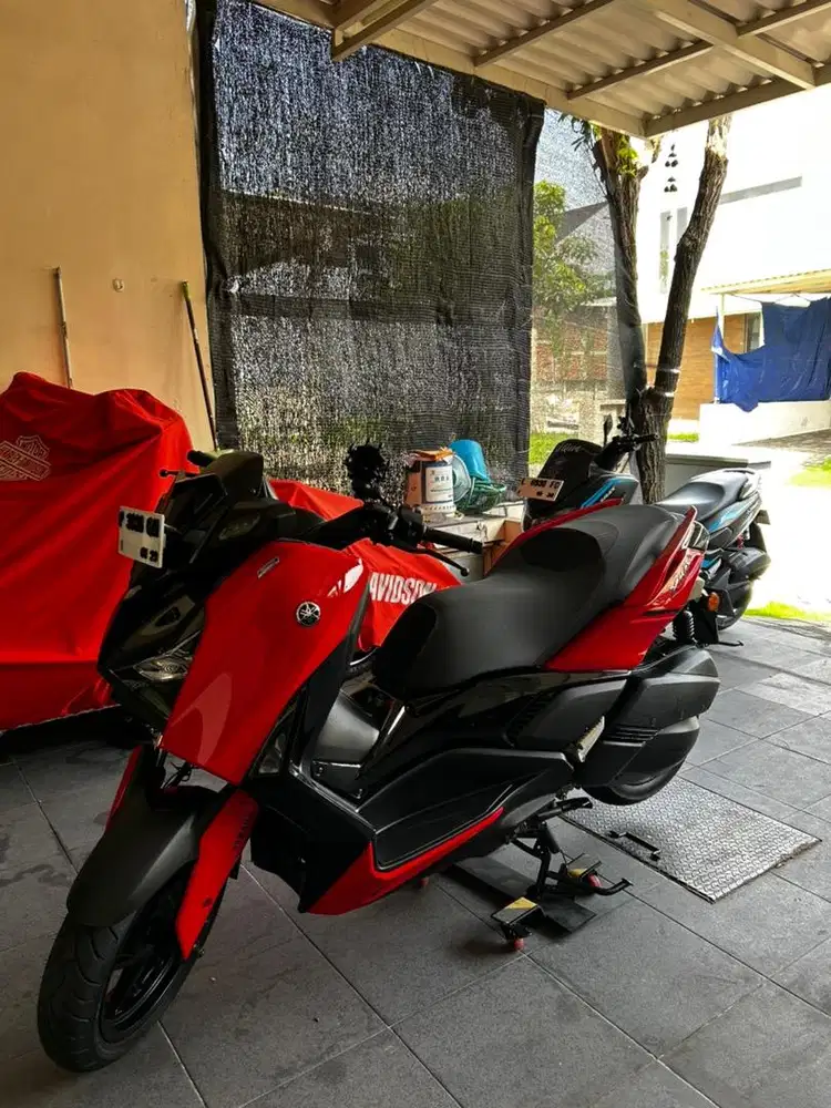 XMAX Merah 2024 odo 900