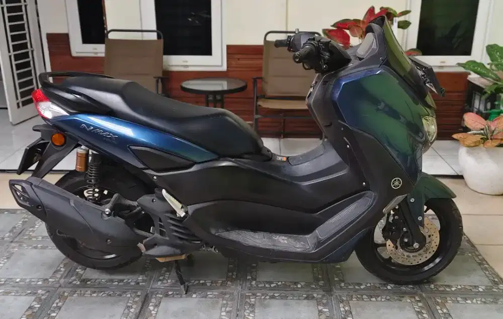 Dijual Yamaha NMax 2023 warna biru kondisi normal dan bagus