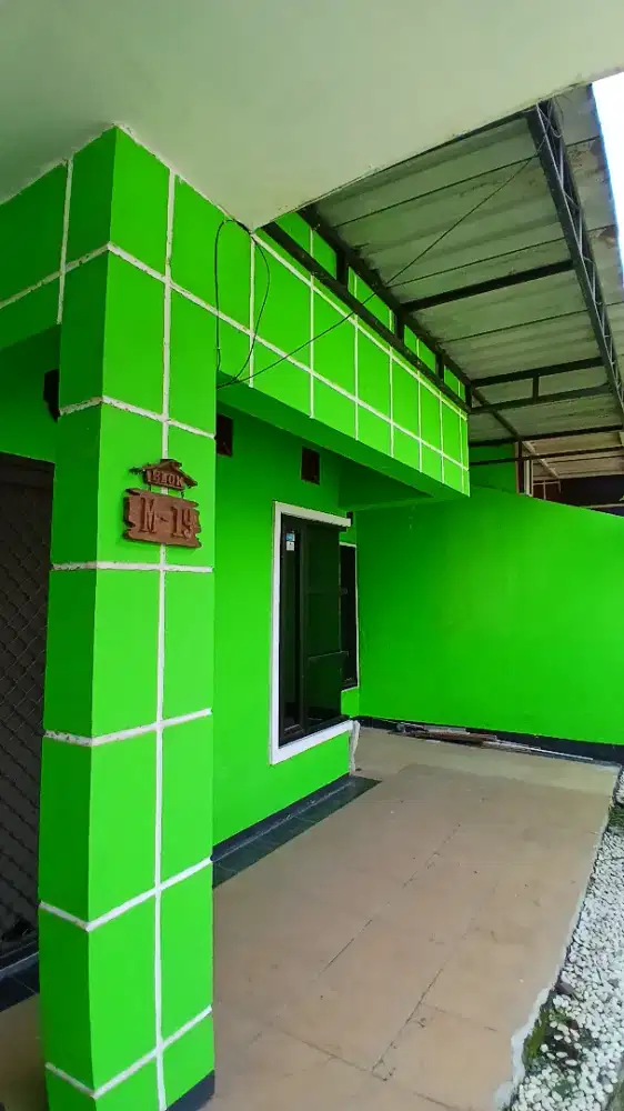 DI KONTRAKAN RUMAH ASRI DI WIYUNG