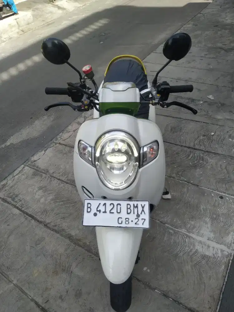 Honda scoopy 2017