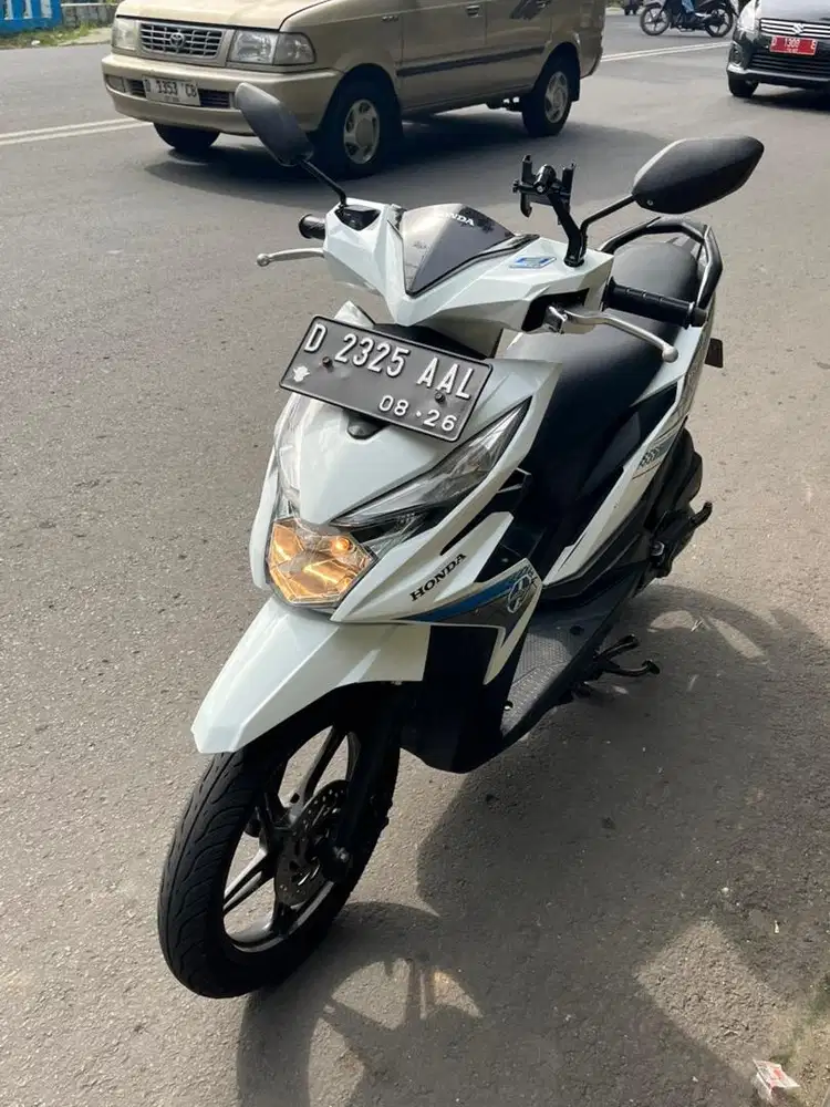 Honda Beat FI ECO CW 2016 / 17. Siap pakai.