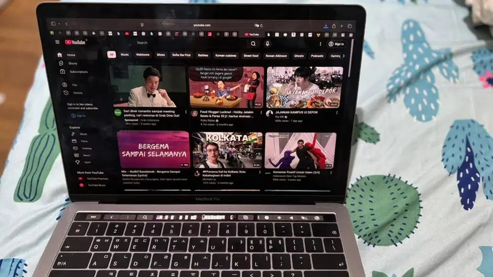 Macbook Pro 2019 bekas/second *masih bisa nego