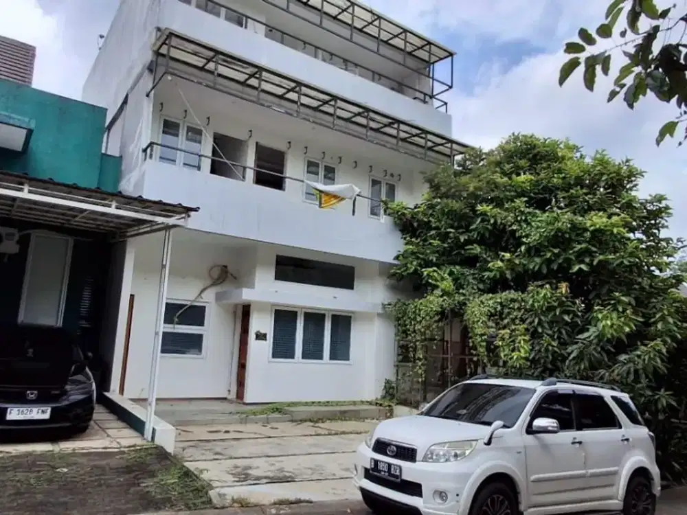 DIJUAL RUMAH 3 LANTAI – CLUSTER PRESTISIUS SENTUL CITY