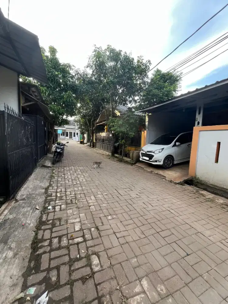 DIJUAL RUMAH SECOND CISAUK BSD