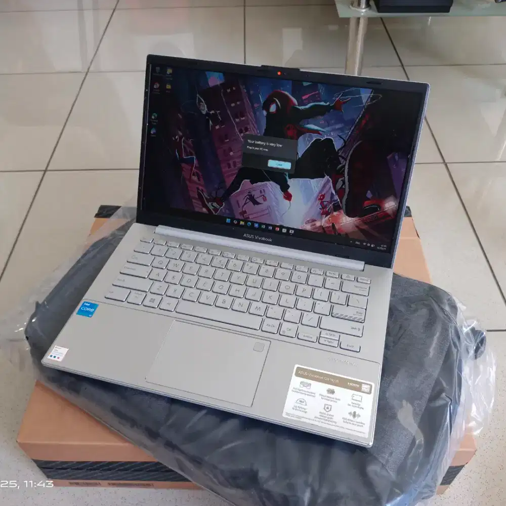 ASUS Vivobook Go 14 E1404GA

Cool Silver i3-N305 Intel 8GB 500GB