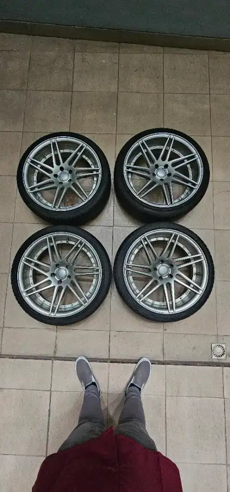 Jual Bekas : Velg + Ban (Rep ADV.1 R20)