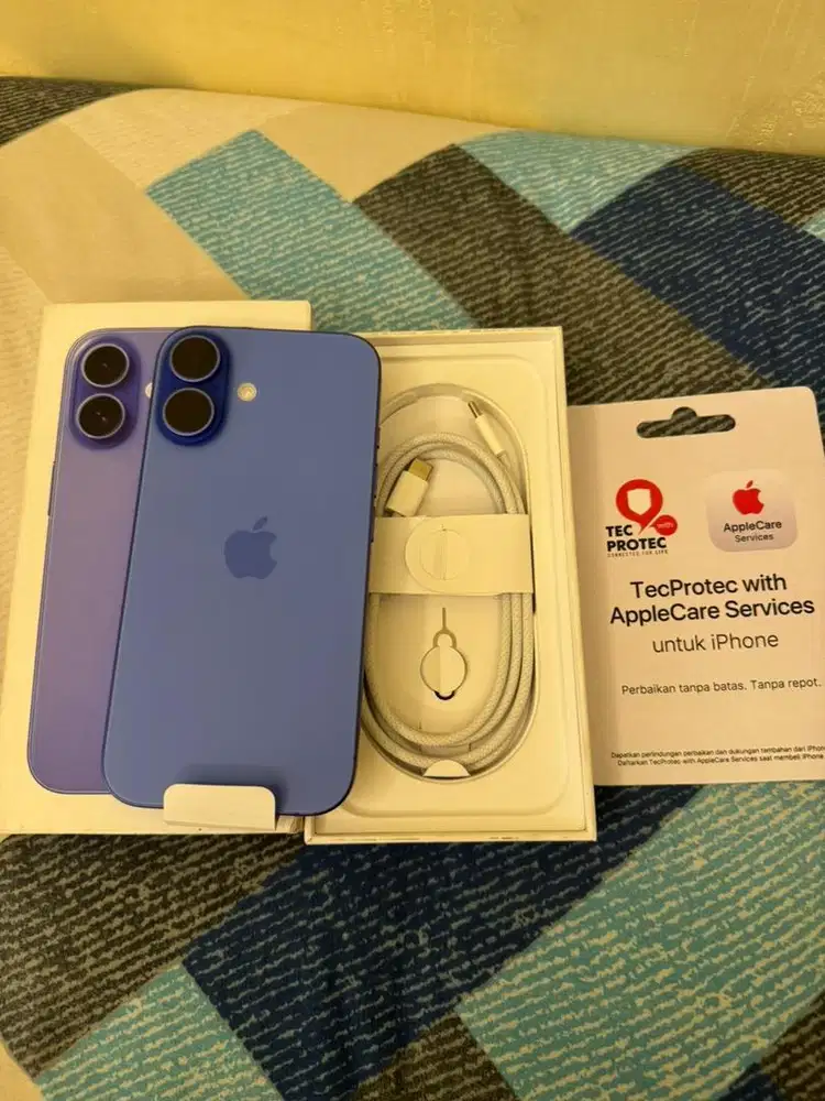 iphone 16 256gb ultramarine garansi ibox + tecprotec