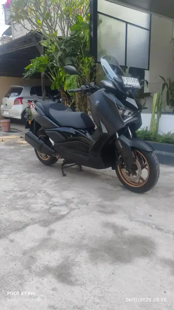 Yamaha XMAX connected 2024