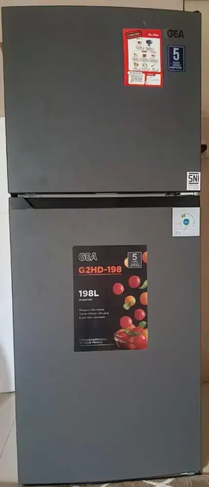 Jual Kulkas baru dipake sebulan