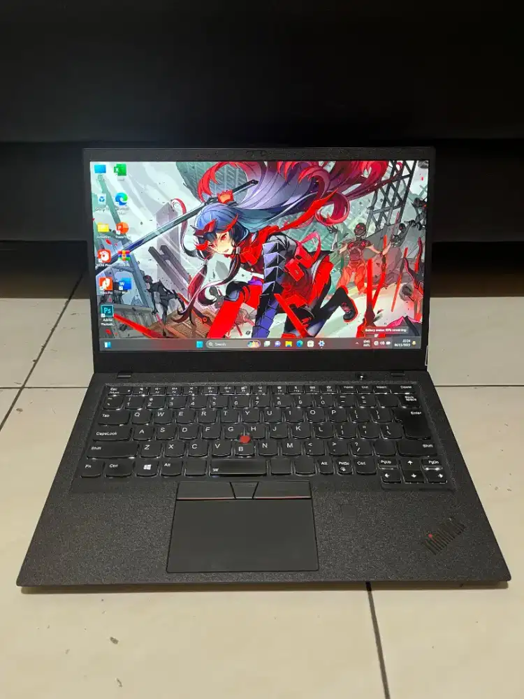 Dijual Lenovo Thinkpad X1 Carbon intel core i5 gen8 ( ram 8/nvme 256 )