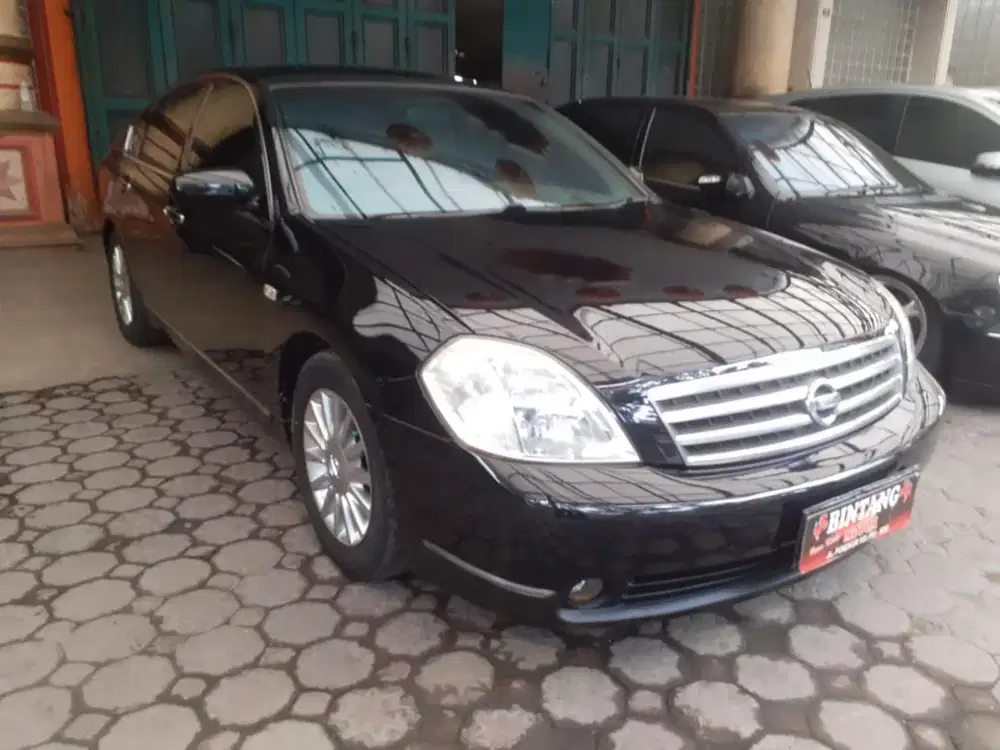 NISSAN TEANA AT 2004 KM RENDAH / MODEL THN 2005 (BINTANG MOTOR)